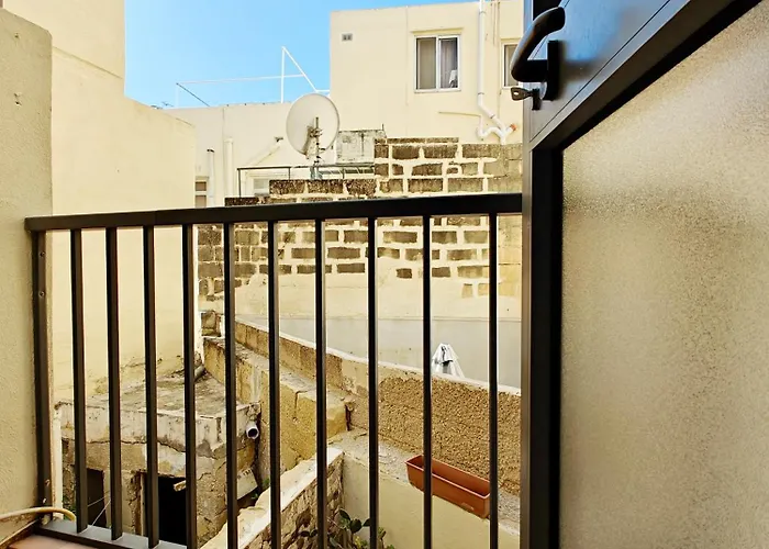 Corner View 2 Apartment Marsaskala